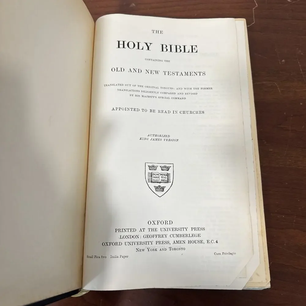 Webb School California Holy Bible King James Version Great Britain With maps - Picture 6 of 13